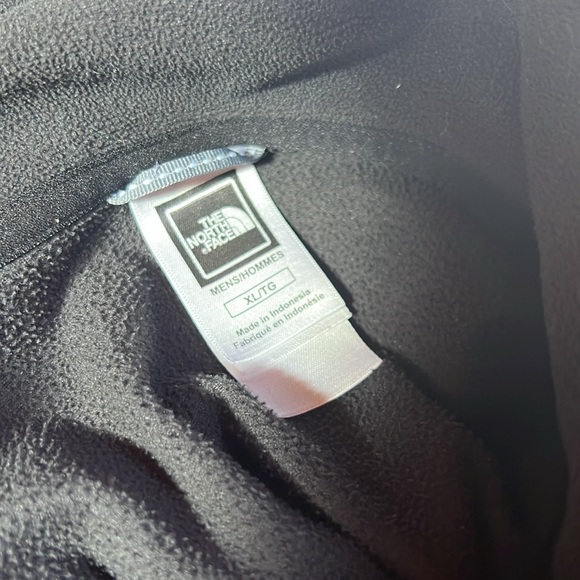 The North Face black long sleeve shirt - Picture 4 of 4